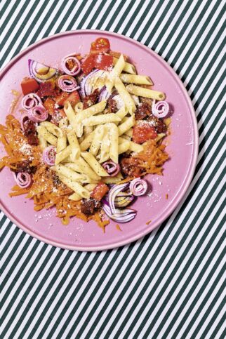 Bunter Nudelsalat mit Schinken Bunter Nudelsalat mit Schinken