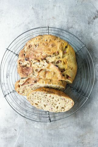 Pfeffriges Speck-Brot Pfeffriges Speck-Brot