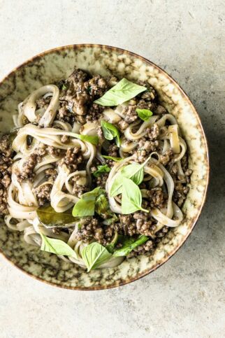 Reisnudeln mit Hackfleisch Reisnudeln mit Hackfleisch