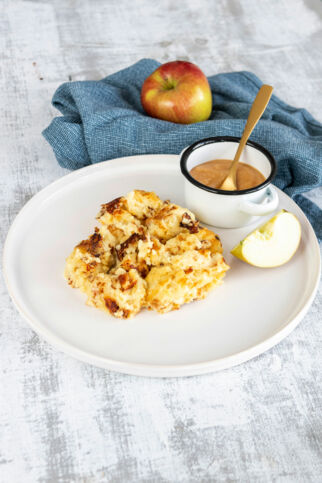 Grieß-Kartoffelschmarrn mit Apfelmus Grieß-Kartoffelschmarrn mit Apfelmus
