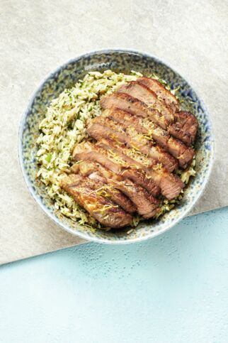 Steak-Bowl mit Zitronenreis Steak-Bowl mit Zitronenreis