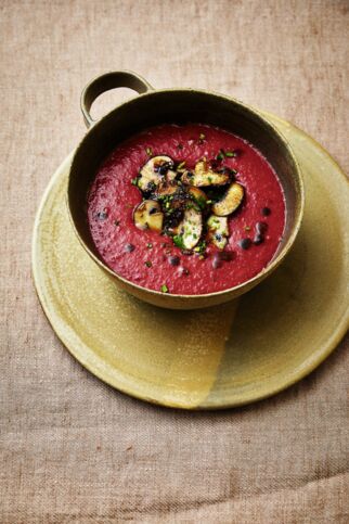 Powersuppe mit Pilzen und Würzöl Powersuppe mit Pilzen und Würzöl