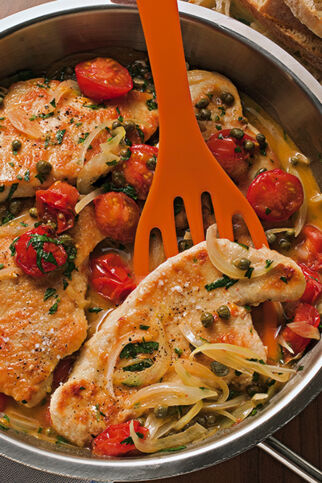 Putenschnitzel mit Tomaten und Kapern Putenschnitzel mit Tomaten und Kapern