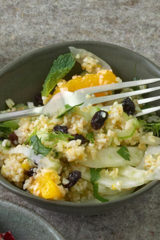 Bulgursalat mit Fenchel und Orangen