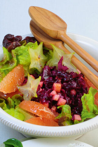 Rotkohl-Apfel-Salat mit Grapefruit