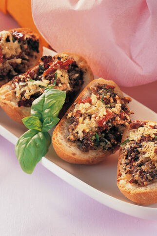 Überbackene Mini-Pilz-Brötchen Überbackene Mini-Pilz-Brötchen