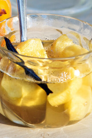 Ingwerwurzeln in Sirup Ingwerwurzeln in Sirup