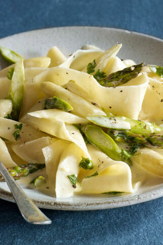 Spargel-Kerbel-Sauce
