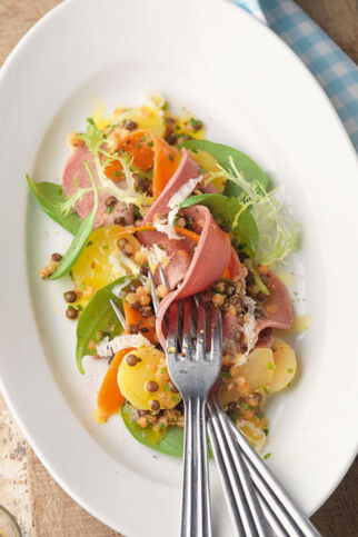 Salat von der Kalbszunge mit Linsen und frischem Kren Salat von der Kalbszunge mit Linsen und frischem Kren