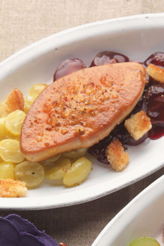 Zweierlei Traubenkompott mit gebratener Gänseleber Zweierlei Traubenkompott mit gebratener Gänseleber