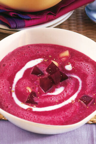 Rote-Bete-Suppe mit Ingwer Rote-Bete-Suppe mit Ingwer