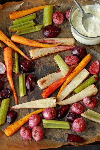 Baby-Röstgemüse mit Sauerrahm-Aioli Baby-Röstgemüse mit Sauerrahm-Aioli