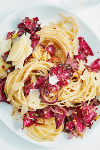 Spaghetti mit Radicchio Spaghetti mit Radicchio