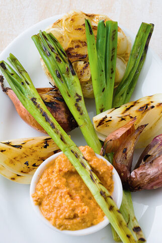 Grillgeräucherte Zwiebeln Grillgeräucherte Zwiebeln