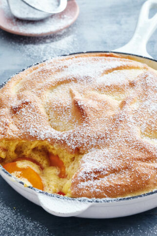 Vanillesoufflé mit Aprikosen