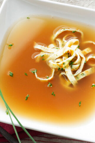 Rinderbrühe Rinderbrühe