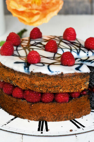 Mohntorte mit Himbeeren Mohntorte mit Himbeeren