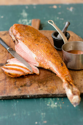 Lammkeule mit Joghurtkruste Lammkeule mit Joghurtkruste