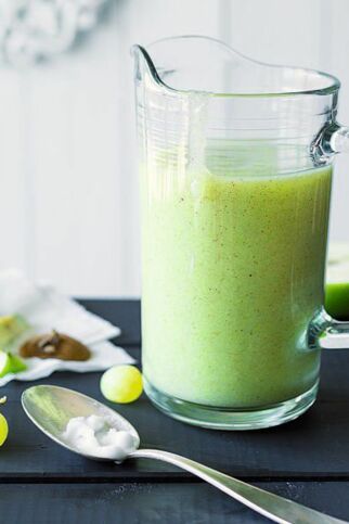 Grashopper mit Melone Grashopper mit Melone