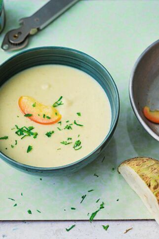 Sellerie-Apfel-Suppe