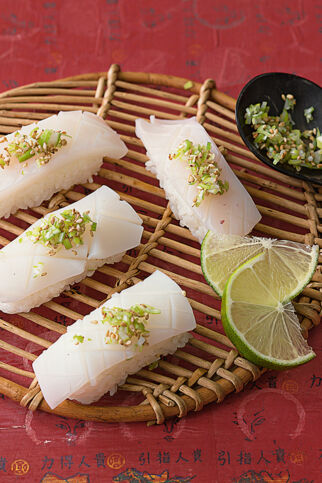 Calamari-Nigiri Calamari-Nigiri