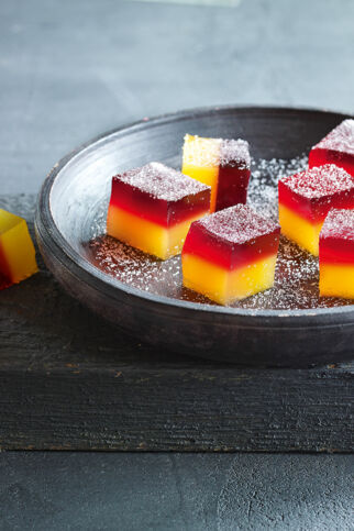 Granatapfel-Orangen-Geleewürfel Granatapfel-Orangen-Geleewürfel