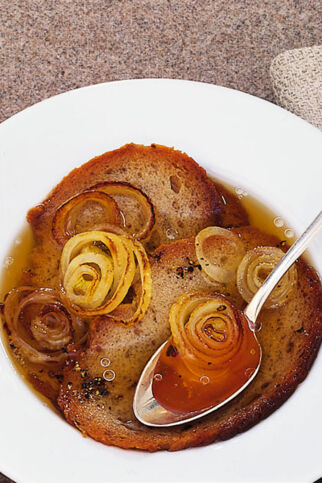 Aufgeschmalzene Brotsuppe