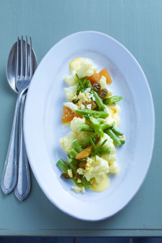 Safran-Blumenkohl-Salat mit Ei