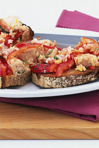 Röstbrote mit Tunfischsalat Röstbrote mit Tunfischsalat