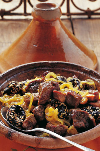 Lammtajine mit Pflaumen Lammtajine mit Pflaumen