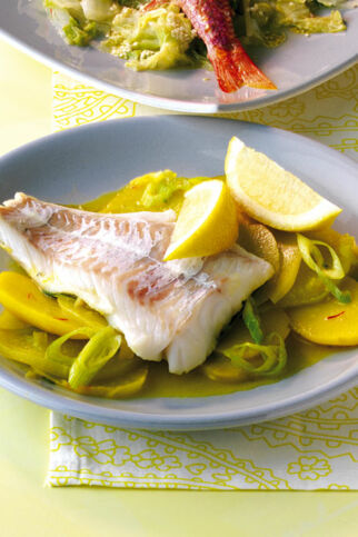 Kabeljau auf Kartoffeln mit Safran Kabeljau auf Kartoffeln mit Safran