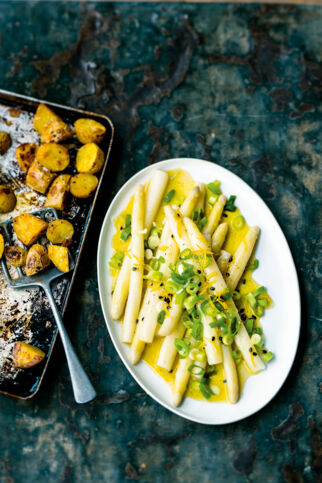 Spargel mit Passionsfrucht-Vinaigrette