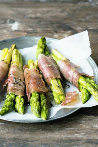 Spargel im Schinkenmantel Spargel im Schinkenmantel