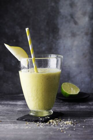 Inka Drink mit Birnen, Maca, Hanf und Kurkuma Inka Drink mit Birnen, Maca, Hanf und Kurkuma