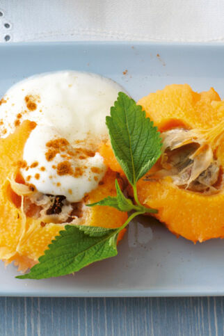 Gebackene Quitten mit Honig-Joghurt