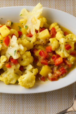Blumenkohl-Kartoffel-Pfanne mit Curry-Kokoscreme