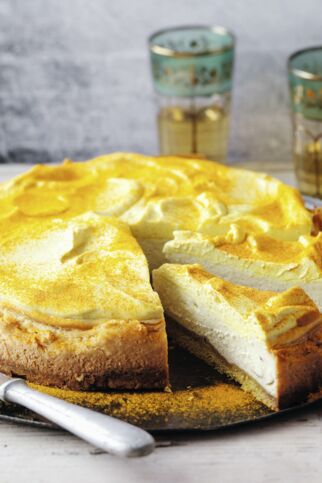 Chai-Cheesecake mitKurkuma-Honig-Frosting Chai-Cheesecake mitKurkuma-Honig-Frosting