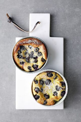 One-Pot-Clafoutis mit Heidelbeeren One-Pot-Clafoutis mit Heidelbeeren