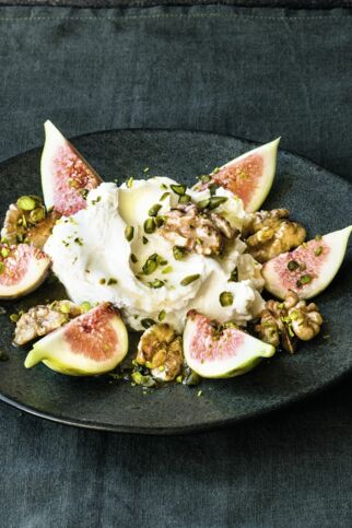 Kardamomlabneh mit Honig Kardamomlabneh mit Honig