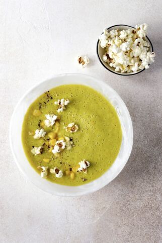 Mais-Gazpacho mit Popcorn Mais-Gazpacho mit Popcorn
