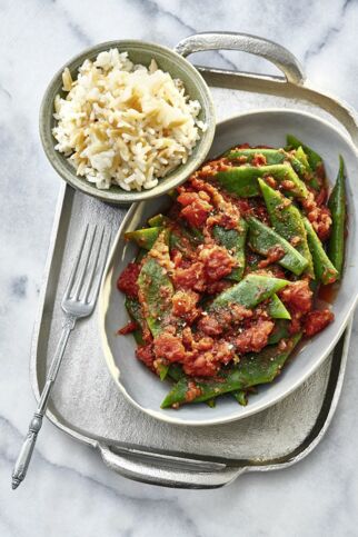 Pilaw mit
Bohnengemüse Pilaw mit
Bohnengemüse