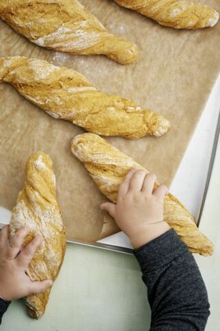 Fluffige Dinkel-Möhren-Stangen Fluffige Dinkel-Möhren-Stangen