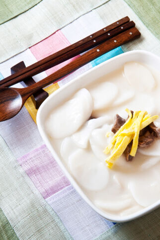 2620130201106001k_Tteokguk(Sliced Rice Cake Soup) 2620130201106001k_Tteokguk(Sliced Rice Cake Soup)