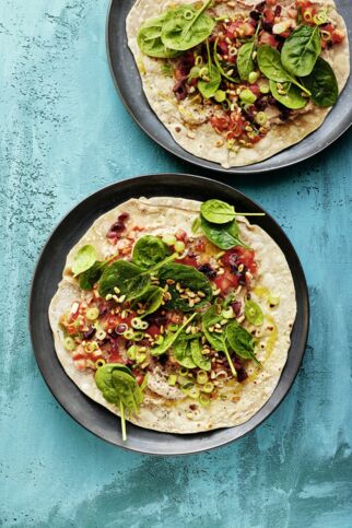 Thunfisch-Wrap-Fladen mit Tomaten und Spinat Thunfisch-Wrap-Fladen mit Tomaten und Spinat