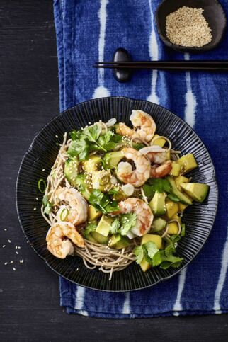 Otsu-Salat mit 
Garnelen