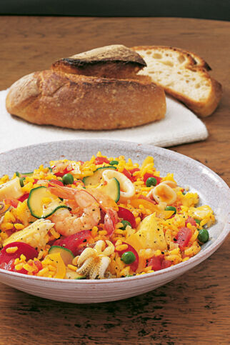 Fisch-Paella mit Calamares Fisch-Paella mit Calamares