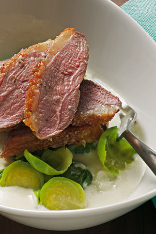 Entenbrust mit Birnen-Gorgonzola-Sauce Entenbrust mit Birnen-Gorgonzola-Sauce