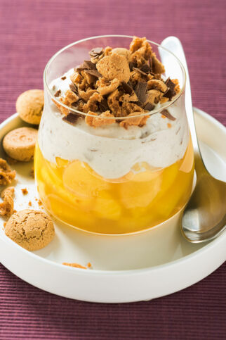 Ananaskompott mit Amaretti Ananaskompott mit Amaretti