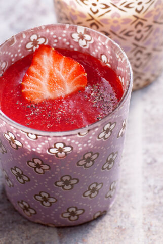 Erdbeersauce mit schwarzem Pfeffer Erdbeersauce mit schwarzem Pfeffer