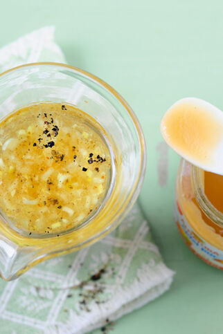 Apfel-Holunderblüten-Dressing Apfel-Holunderblüten-Dressing